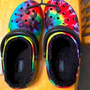 Size 8 BRAND NEW NEVER WORN CROCS